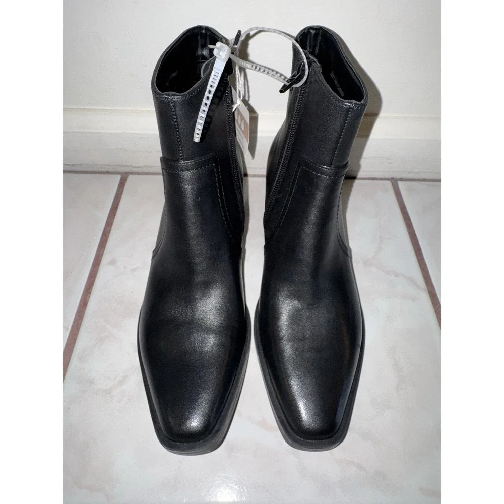 NWOB‎ Dolce Vita womens Fahari H2o Boots Size 6